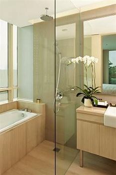 Fraser Menteng Aparthotel 5*